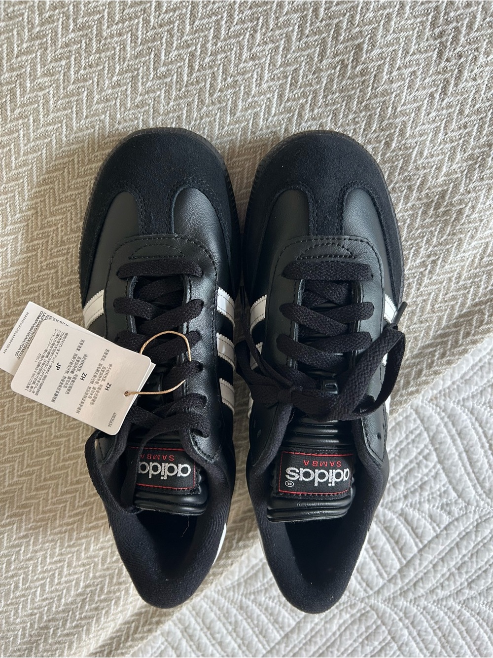 adidas Women’s Samba Sneakers in Black and White EU size 38
